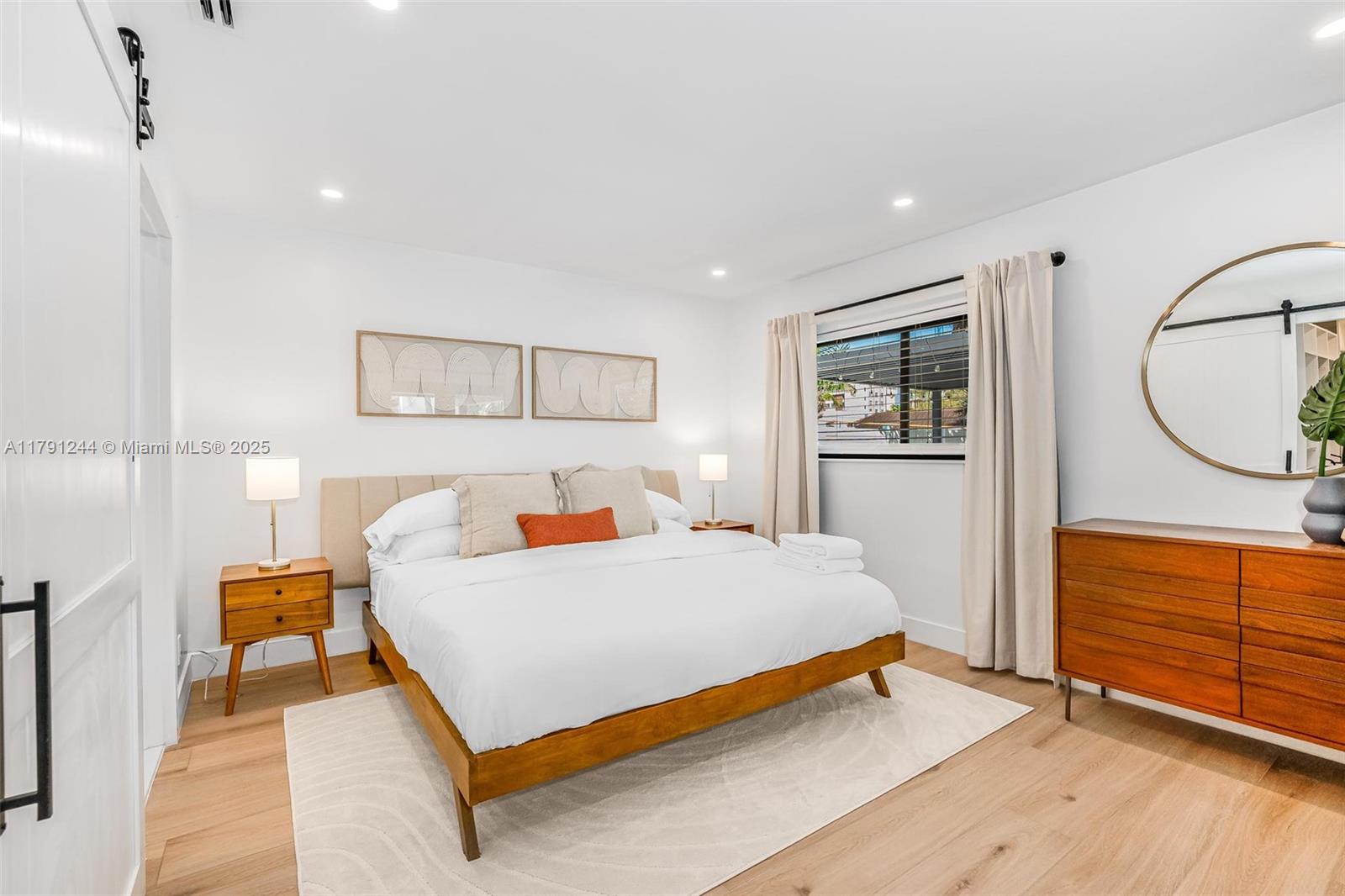 TUNISON PALMS SEC 1 - Residential