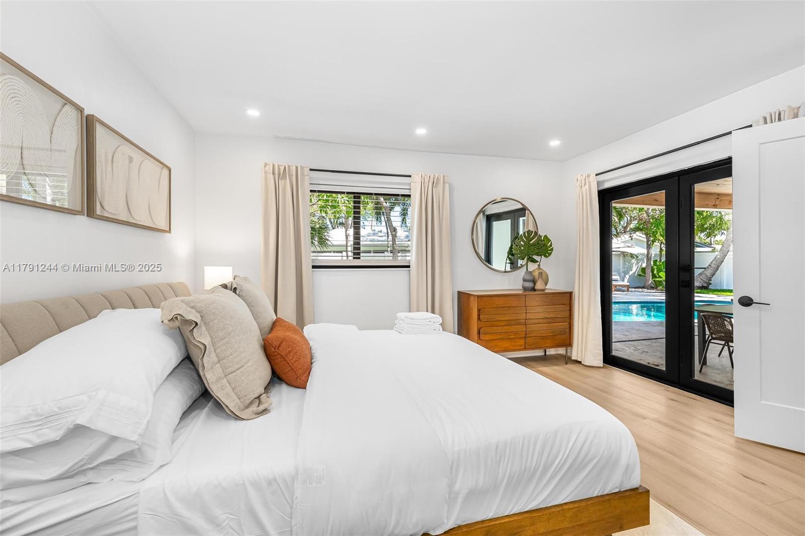 TUNISON PALMS SEC 1 - Residential