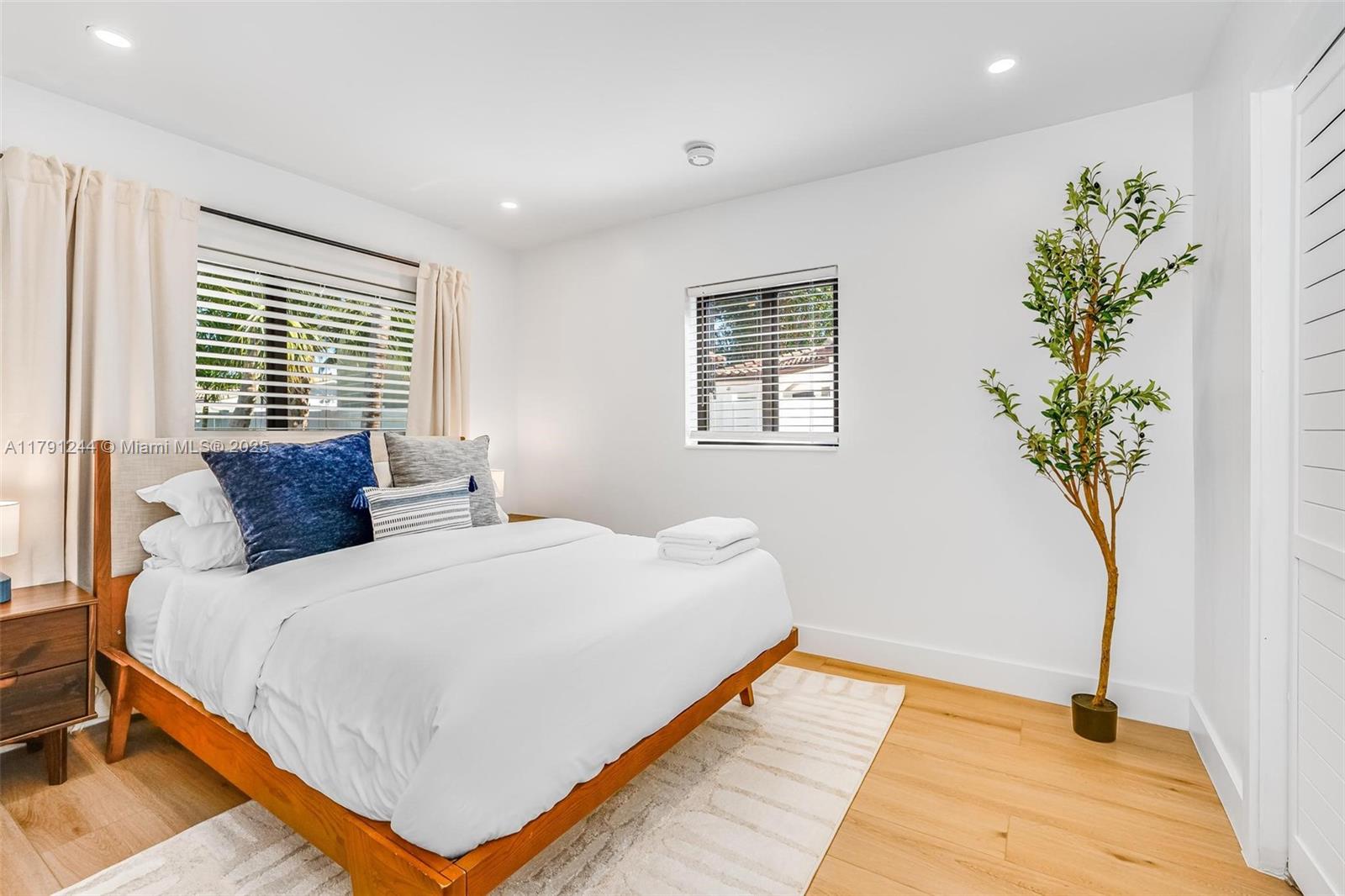 TUNISON PALMS SEC 1 - Residential