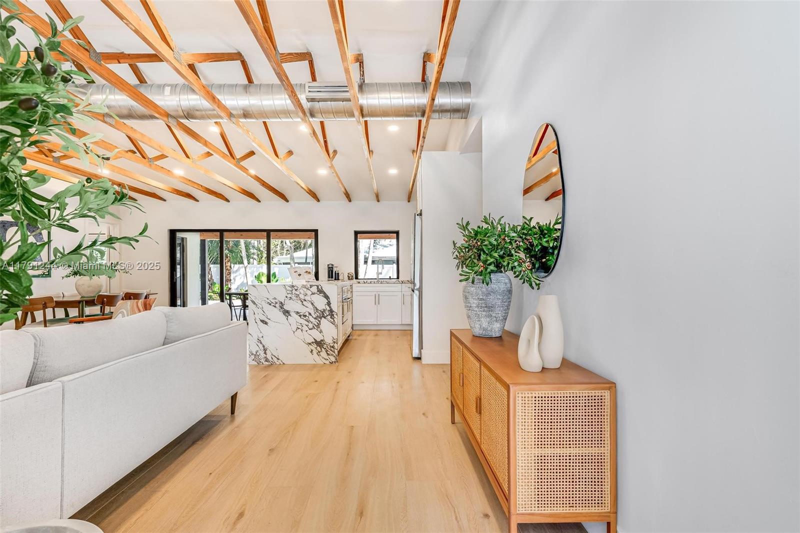 TUNISON PALMS SEC 1 - Residential