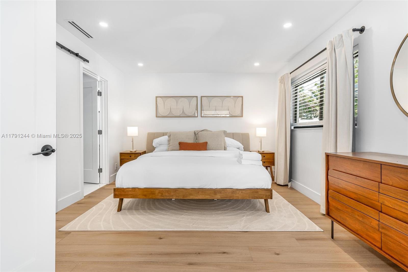 TUNISON PALMS SEC 1 - Residential