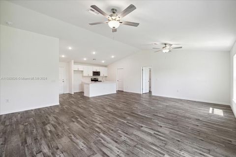 Single Family Residence in Cape Coral FL 305 23rd Ave Ave 7.jpg