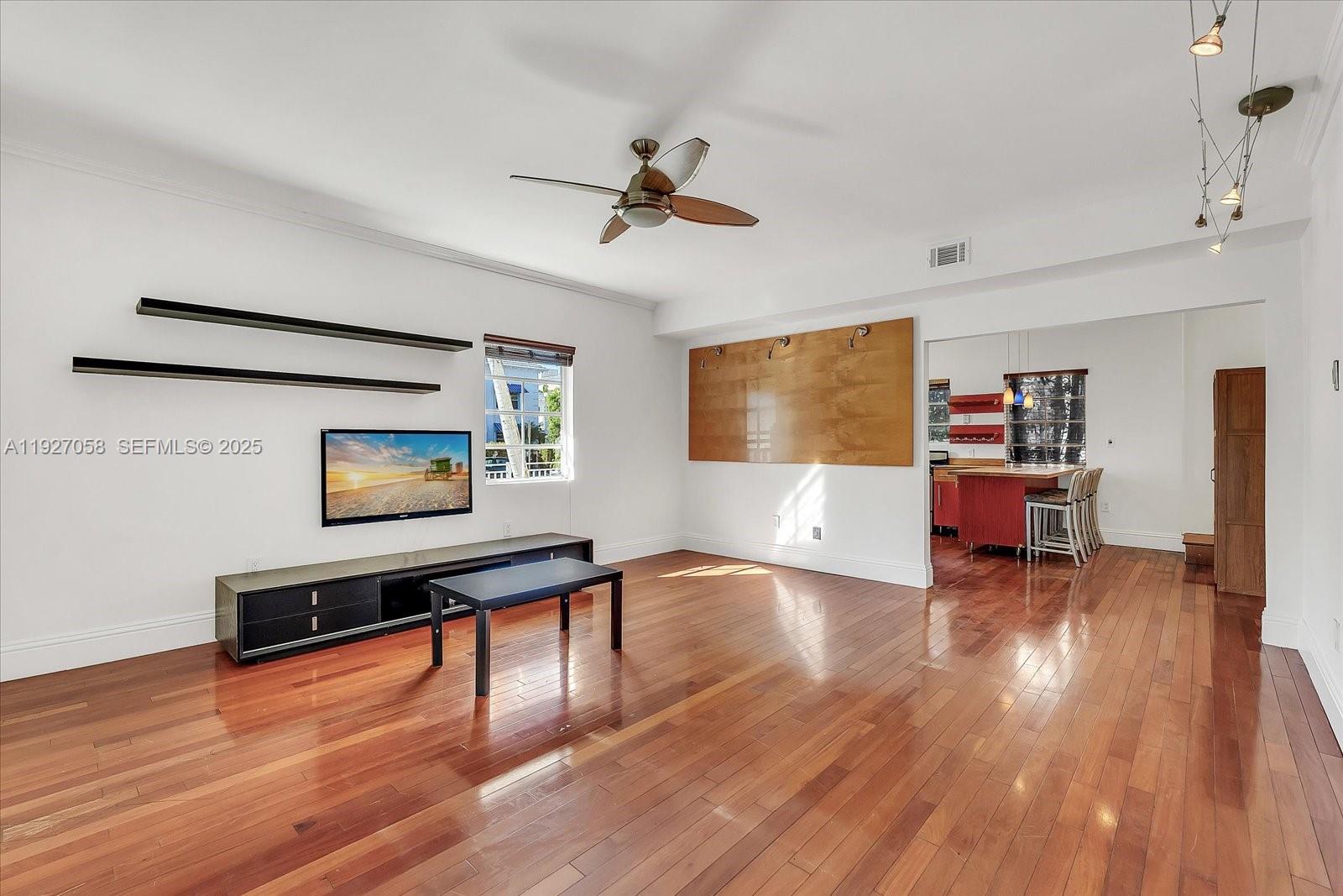 1525 PENNSYLVANIA CONDO - Residential