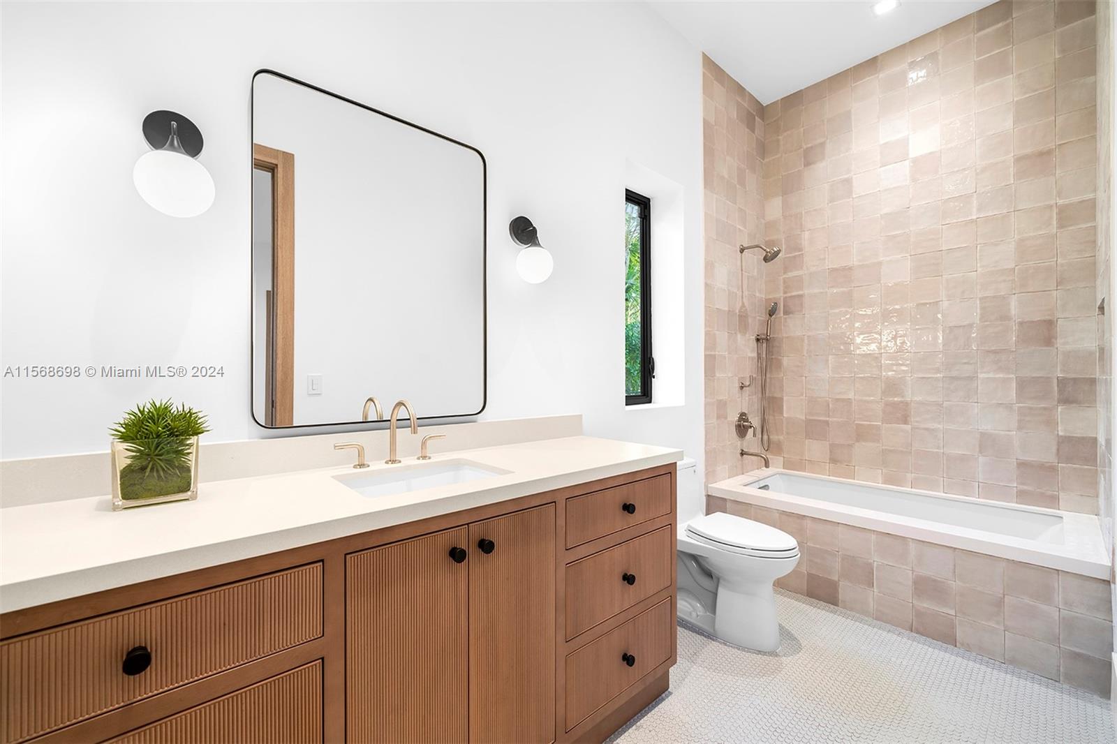 FELIX PARK HOME ACRES - Residential