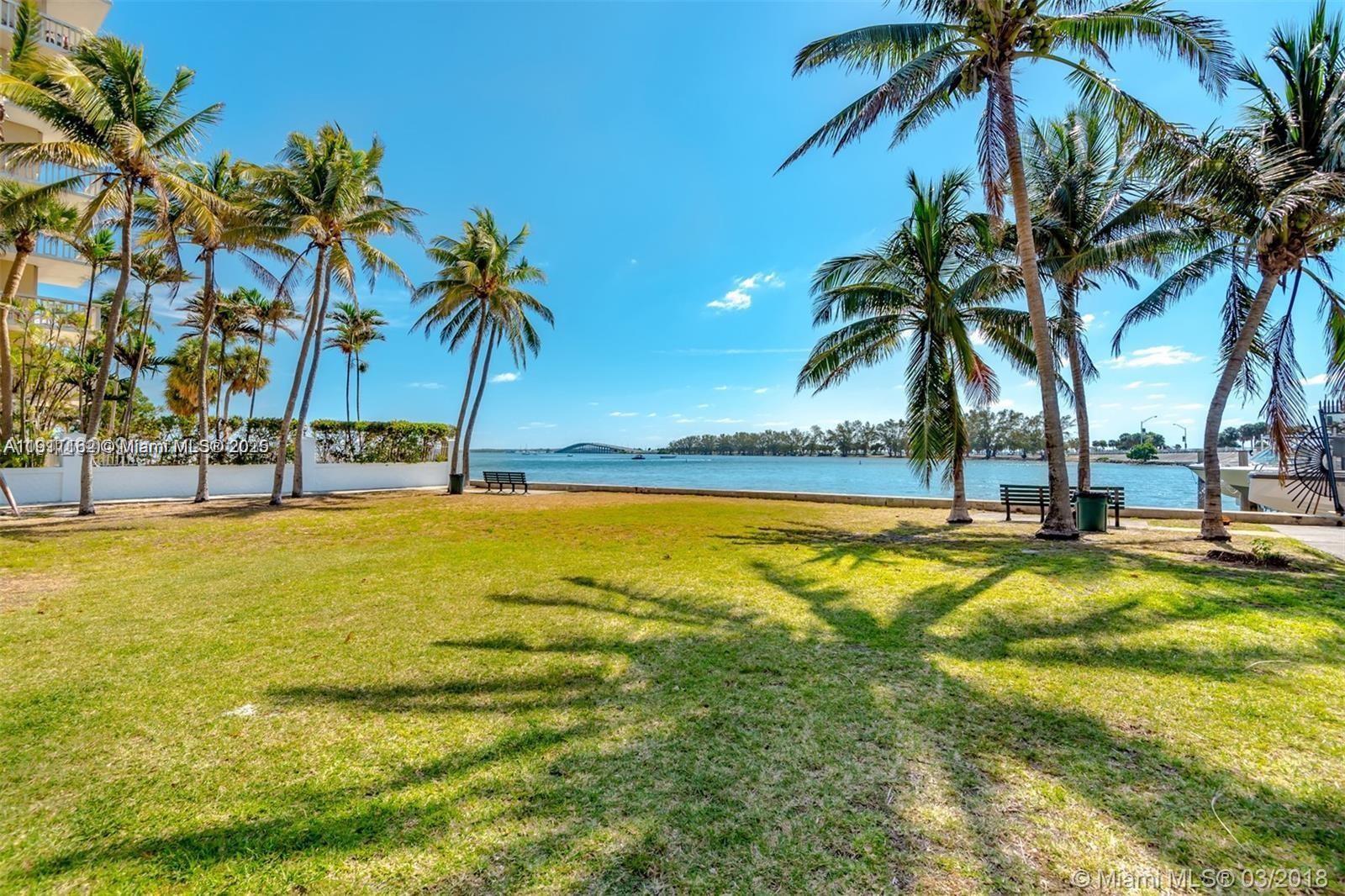 BRICKELL BISCAYNE CONDO - Residential Lease