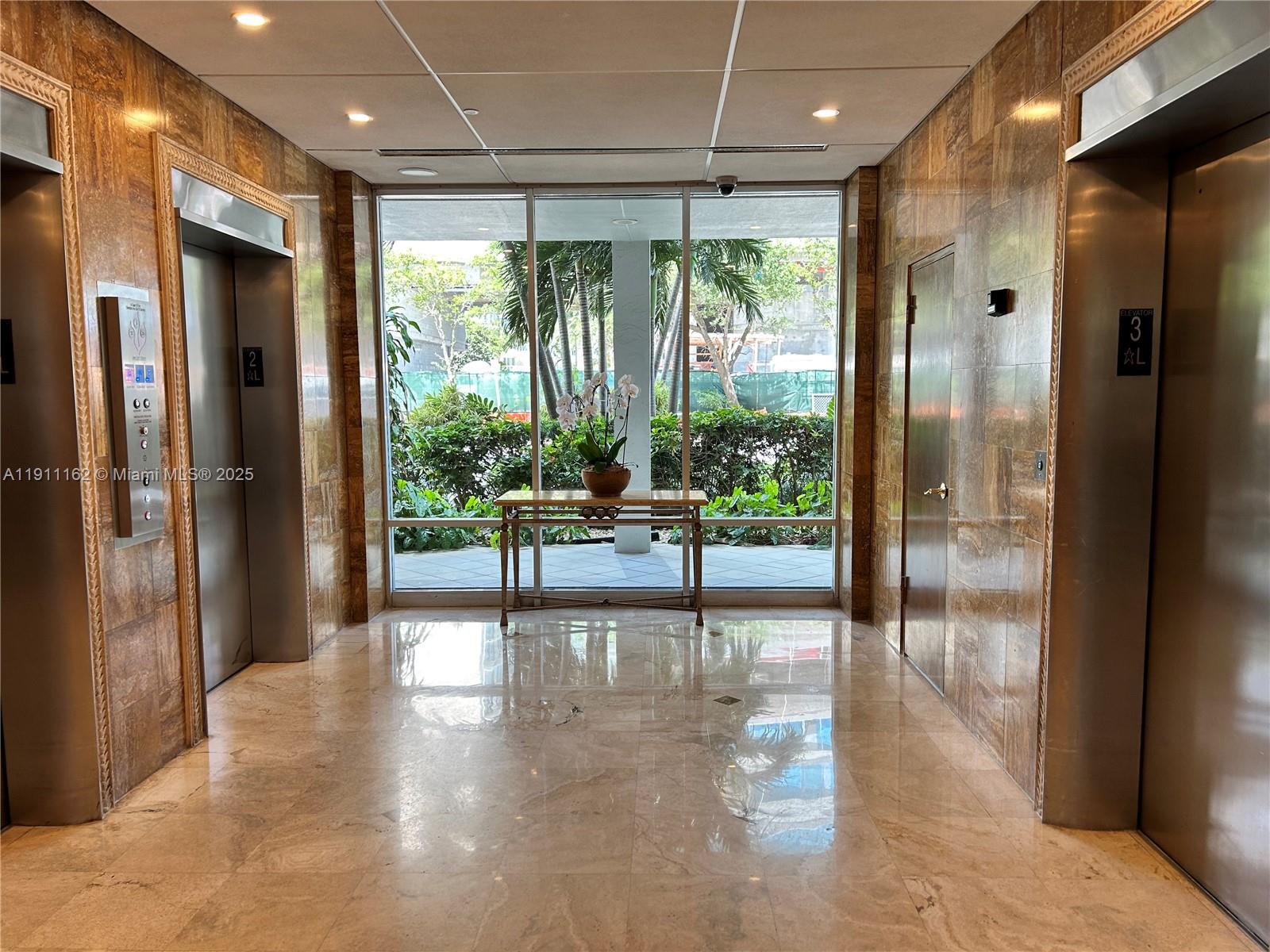 BRICKELL BISCAYNE CONDO - Residential Lease