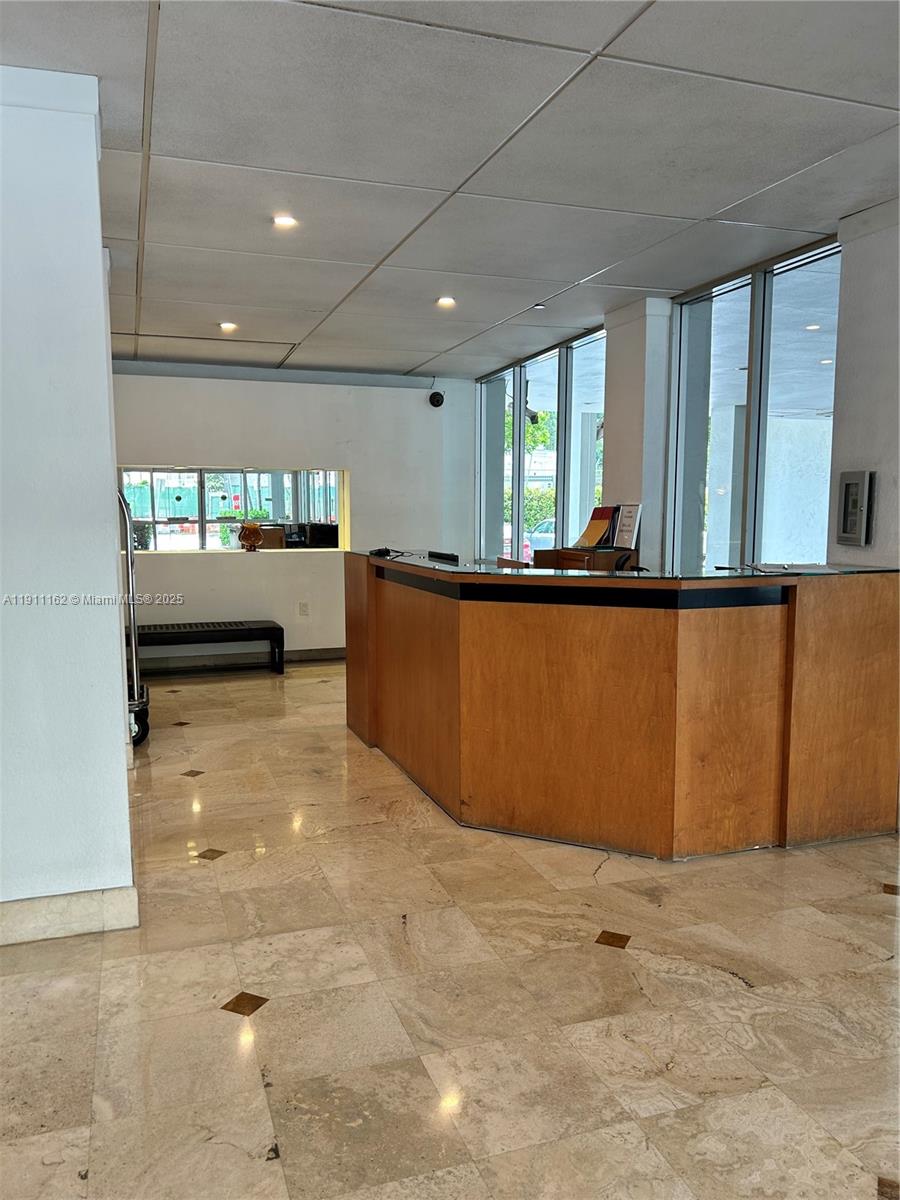 BRICKELL BISCAYNE CONDO - Residential Lease