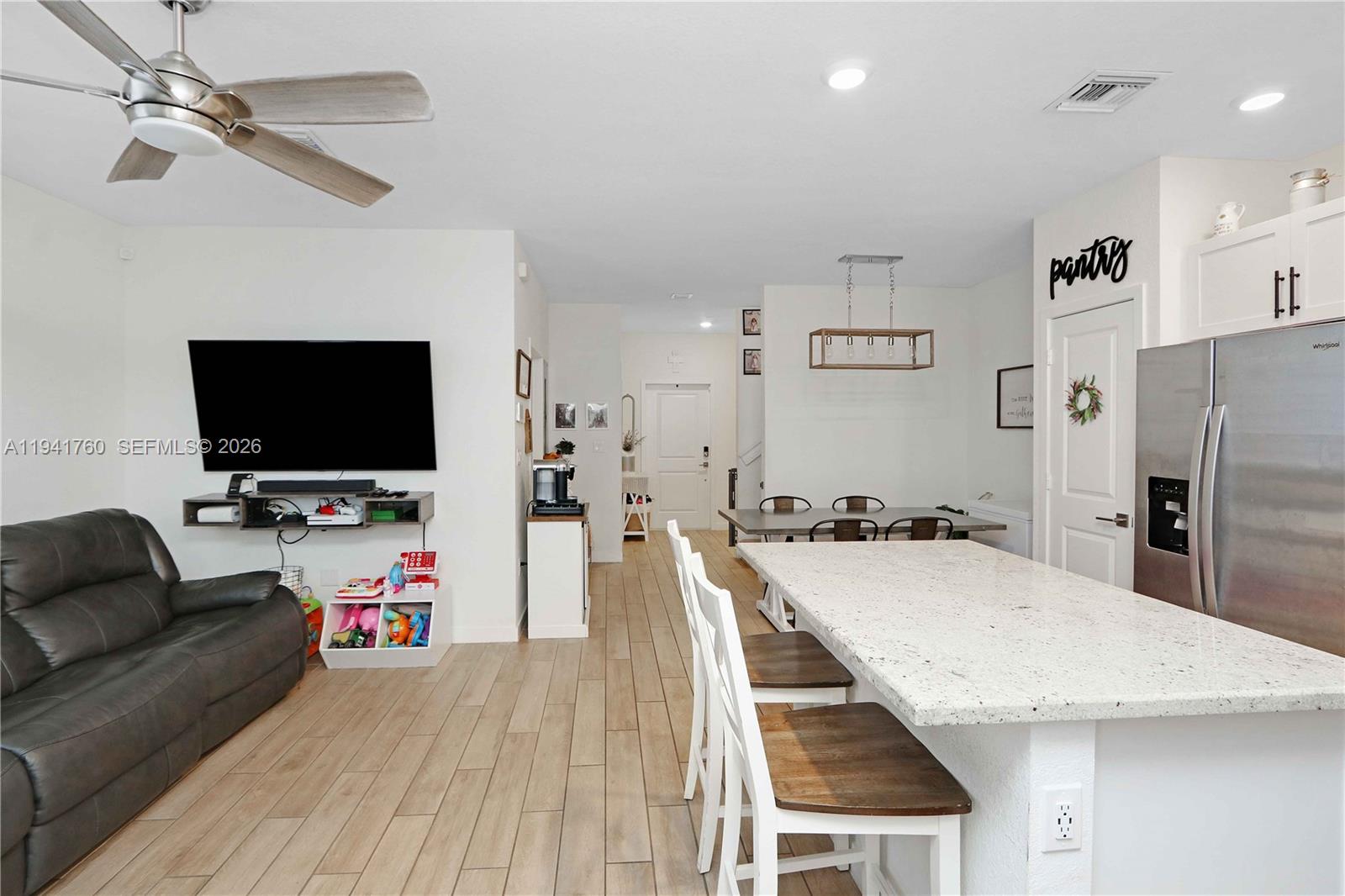 TOWNS AT SEASCAPE - Residential