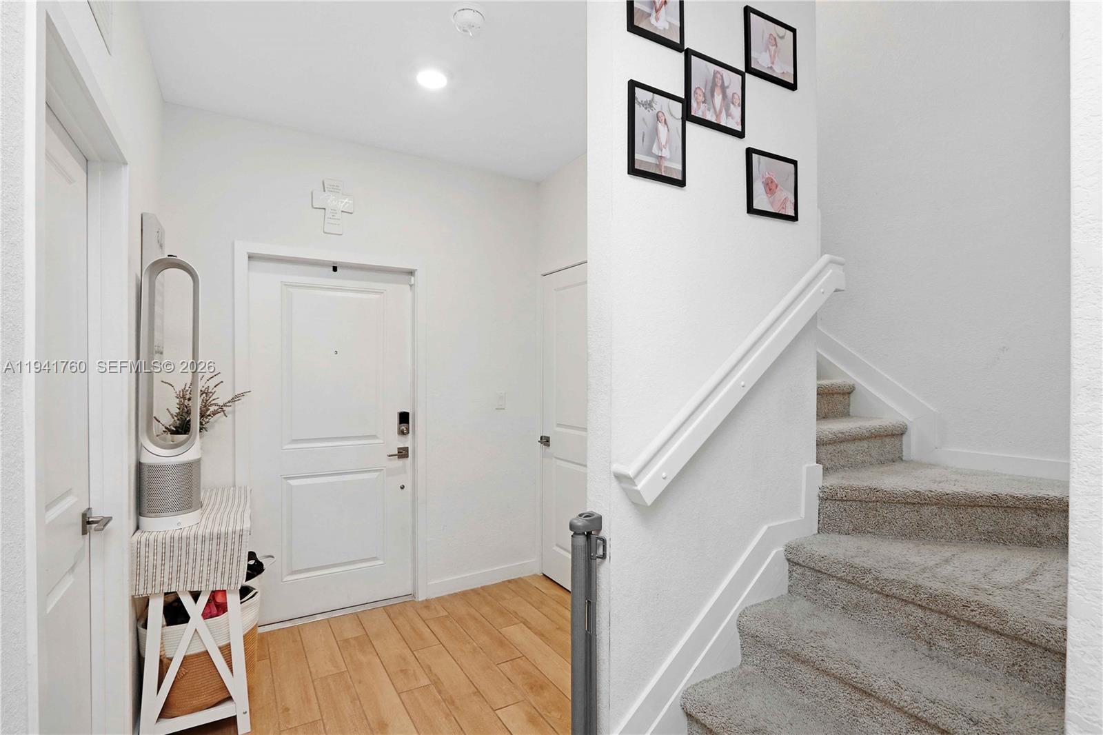 TOWNS AT SEASCAPE - Residential