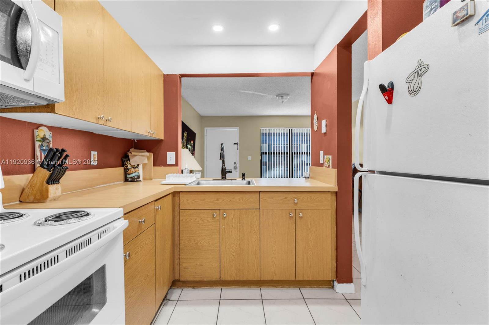 HERON AT THE HAMMOCKS CON - Residential