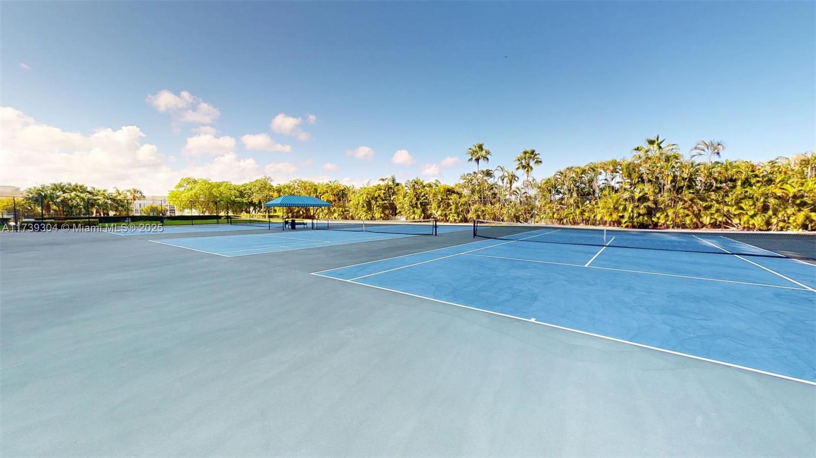 OLYMPUS CONDO PHASE - Residential