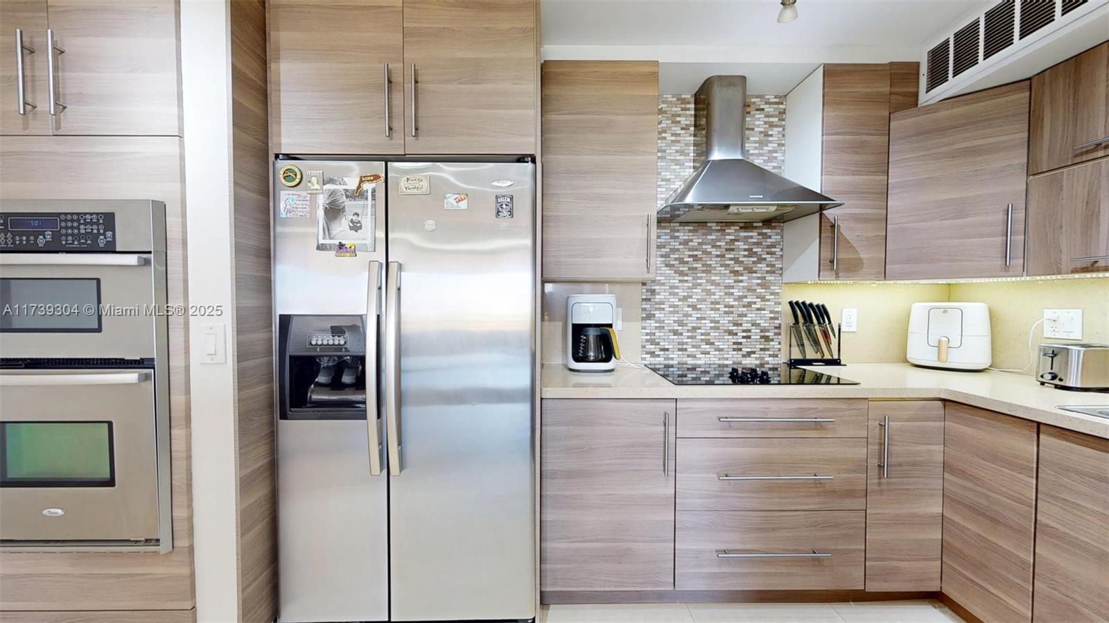 OLYMPUS CONDO PHASE - Residential