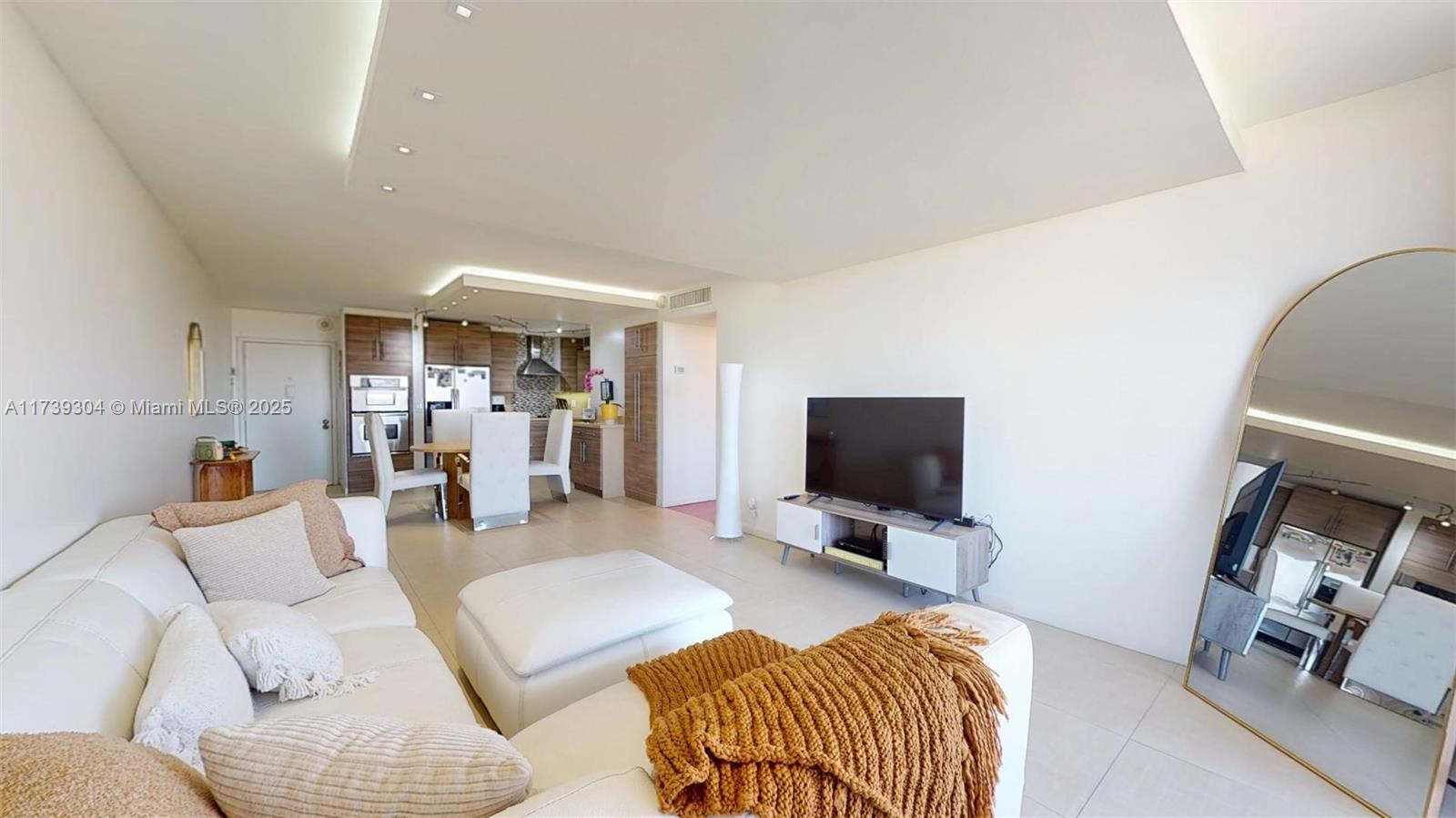 OLYMPUS CONDO PHASE - Residential