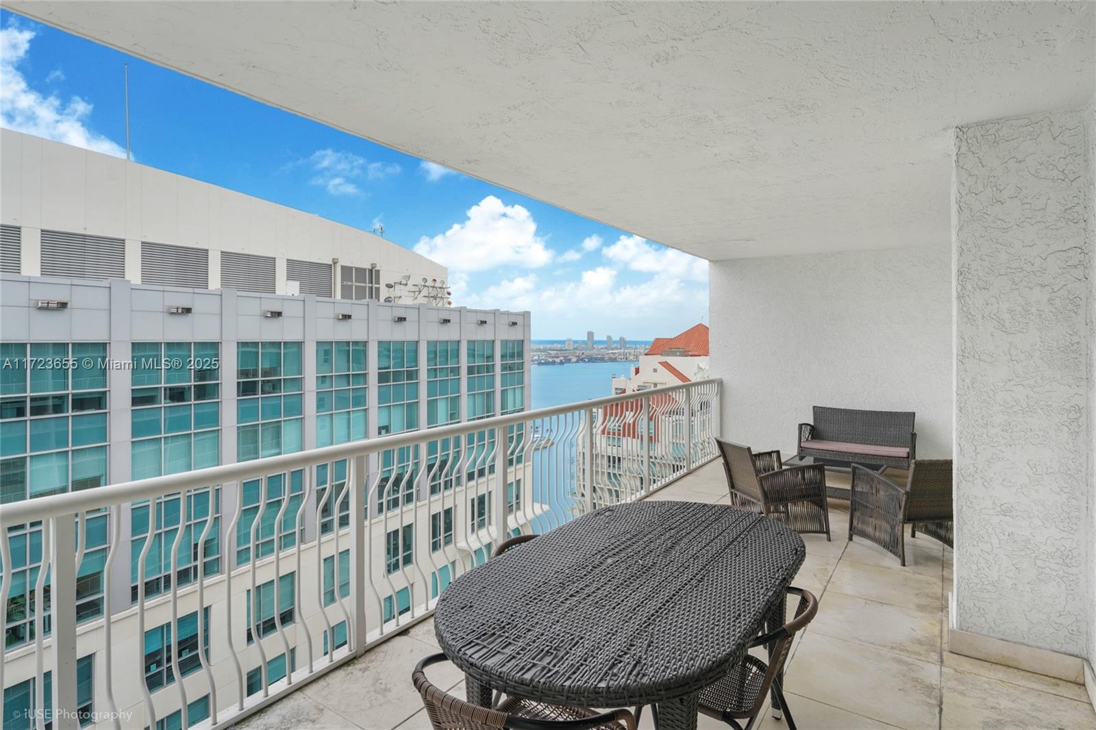 THE CLUB AT BRICKELL BAY - Residential