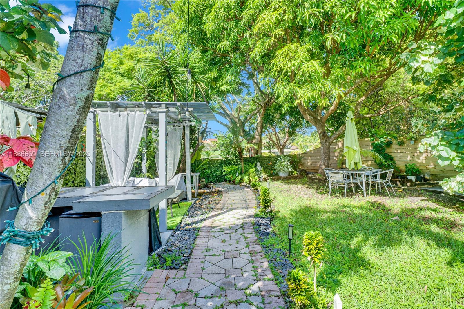 SUNFISH AT THE HAMMOCKS - Residential