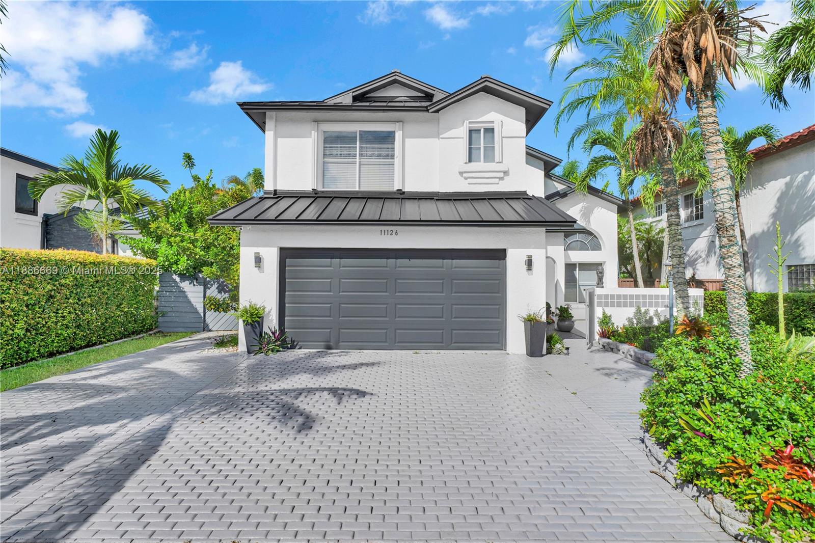 SUNFISH AT THE HAMMOCKS - Residential