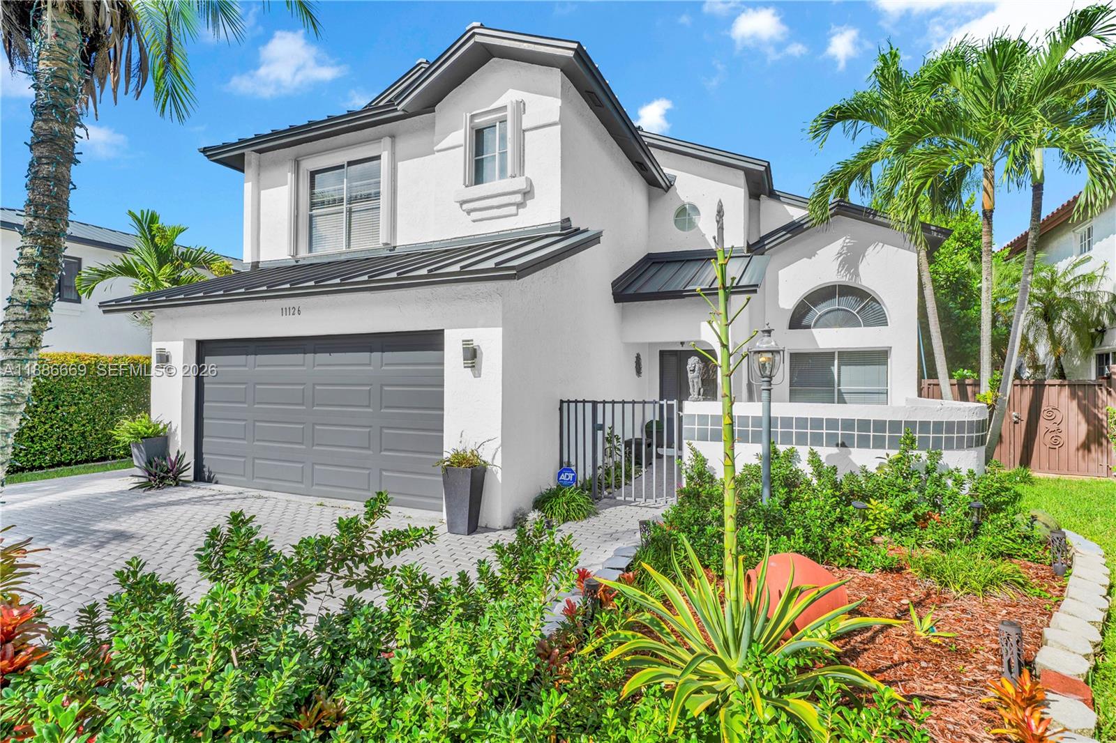 SUNFISH AT THE HAMMOCKS - Residential