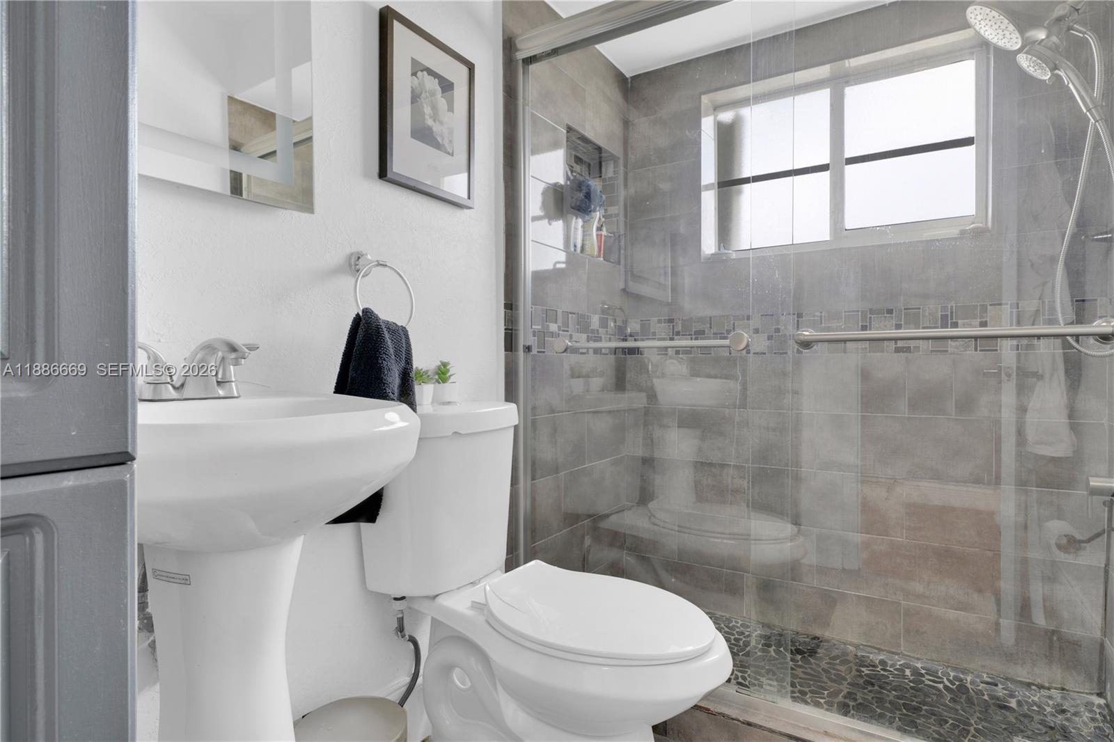 SUNFISH AT THE HAMMOCKS - Residential