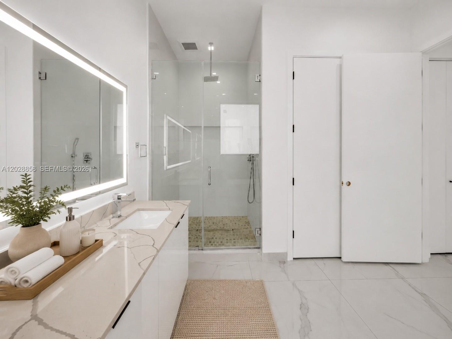 152 NW 165th St