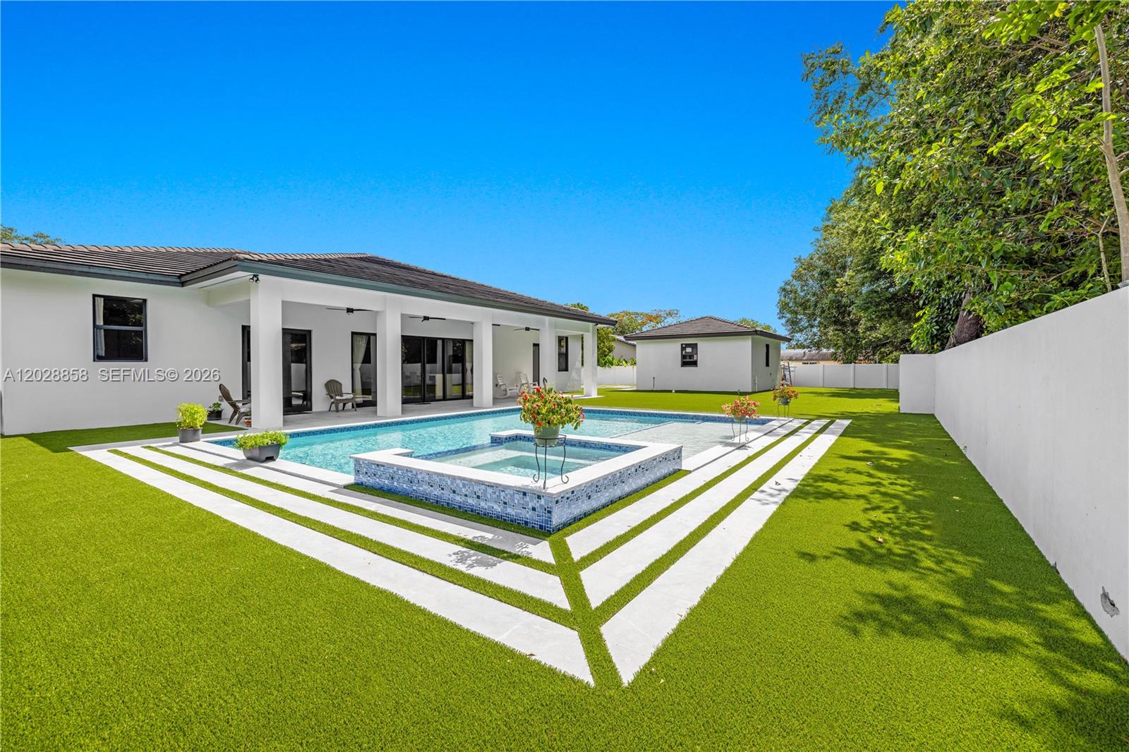 BISC GARDENS SEC C - Residential