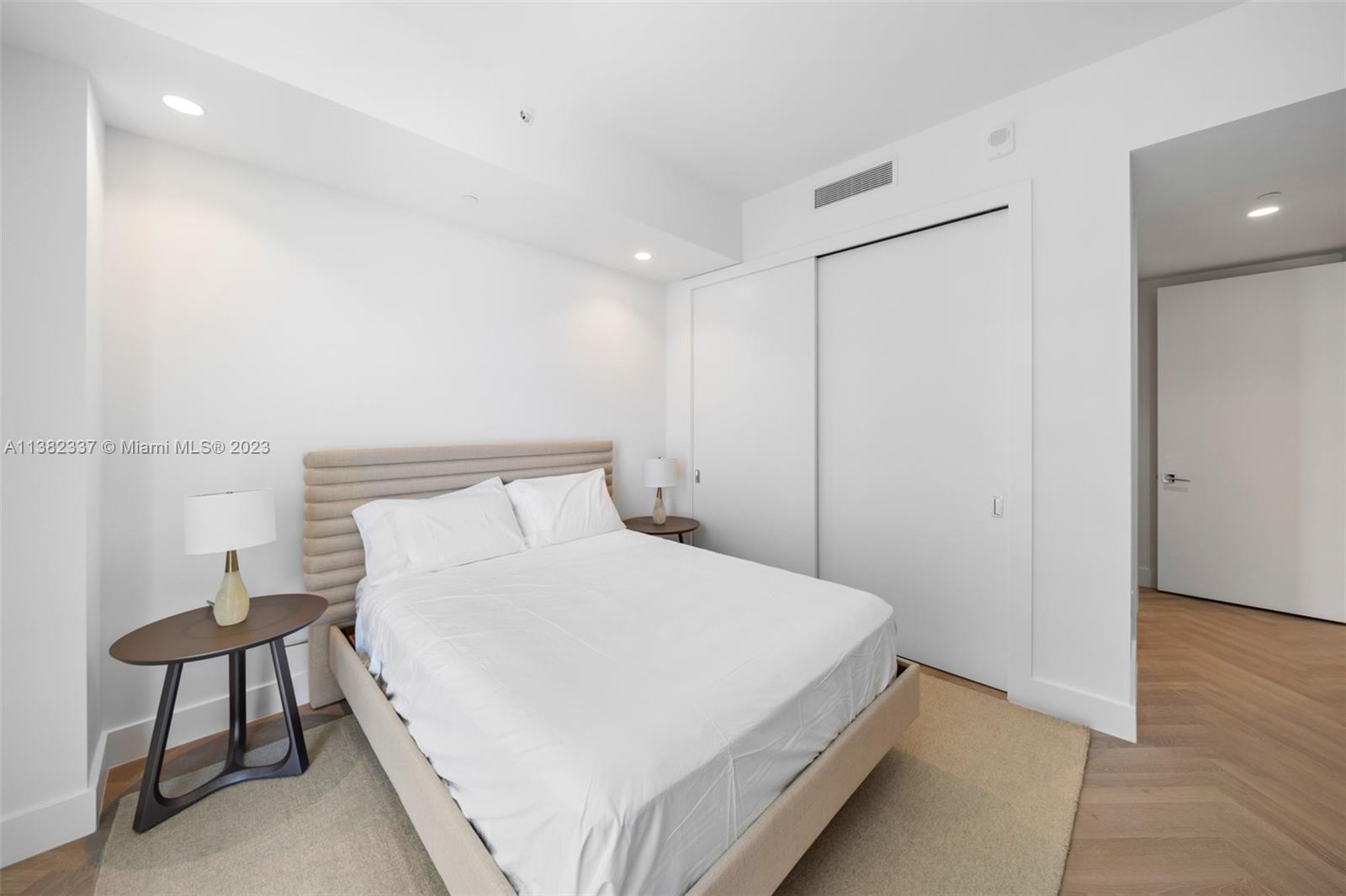 57 OCEAN CONDO - Residential