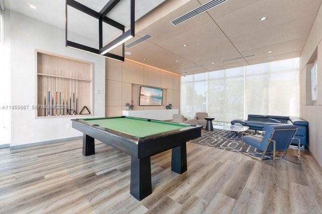 LANDMARK AT DORAL - Residential