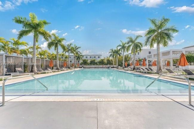 LANDMARK AT DORAL - Residential