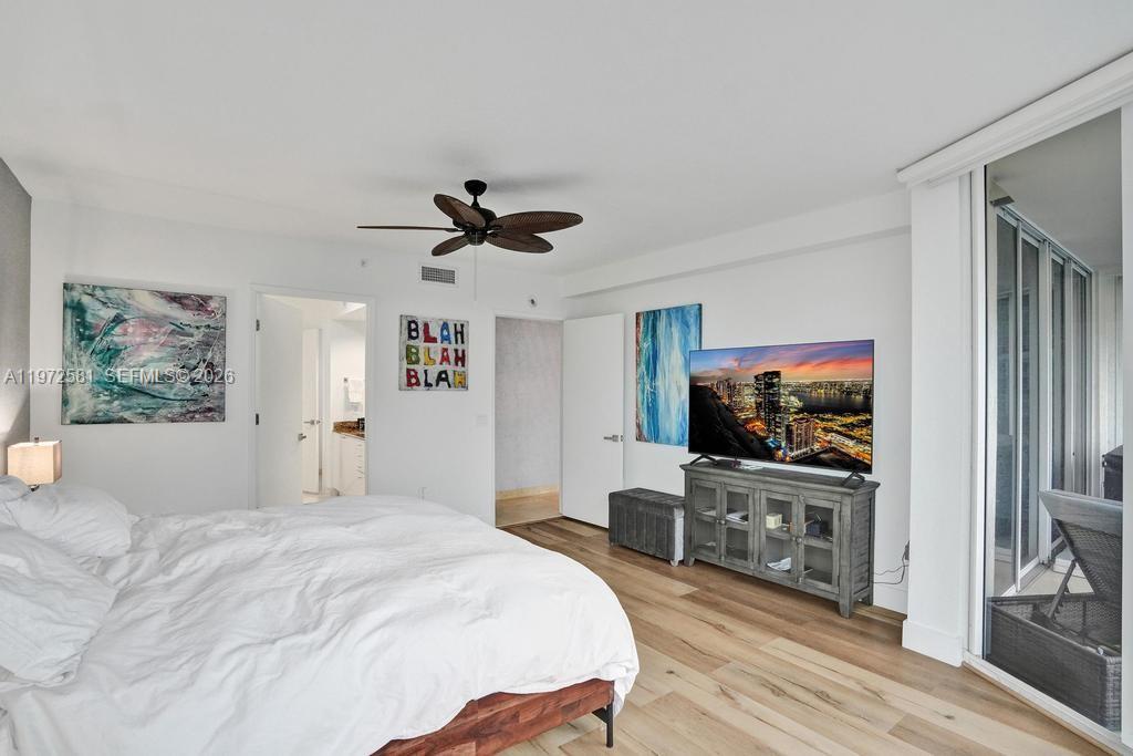 THE PINNACLE CONDO - Residential