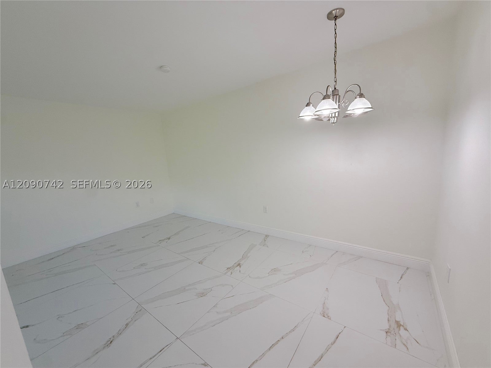 536 Euclid Ave 9
