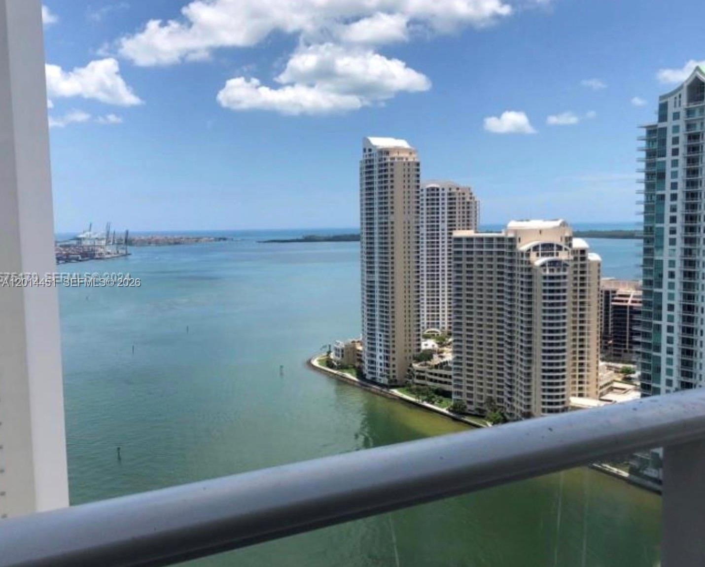MET 1 CONDO - Residential
