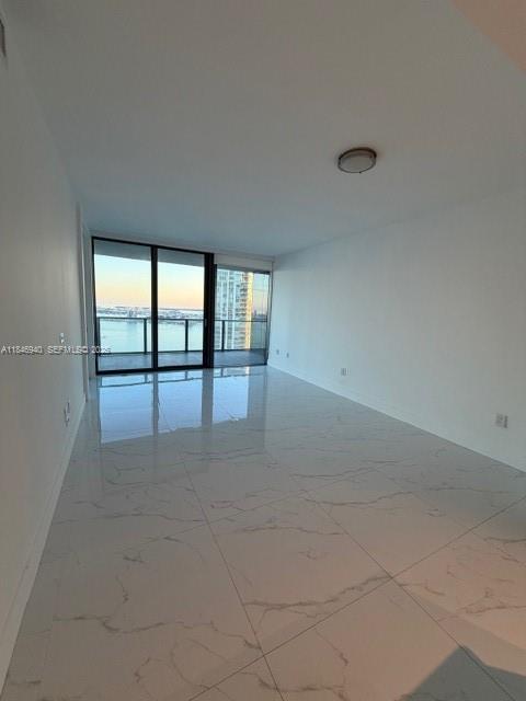 PARAISO BAY CONDO - Residential