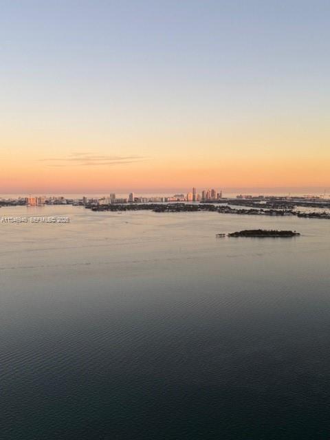 PARAISO BAY CONDO - Residential