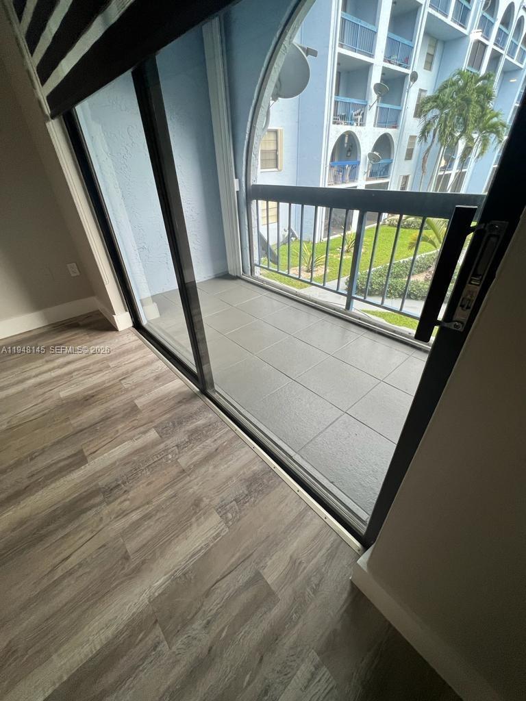 BLEAU GROTTO CONDO - Residential