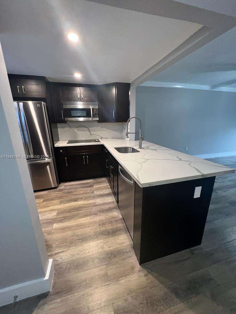 BLEAU GROTTO CONDO - Residential