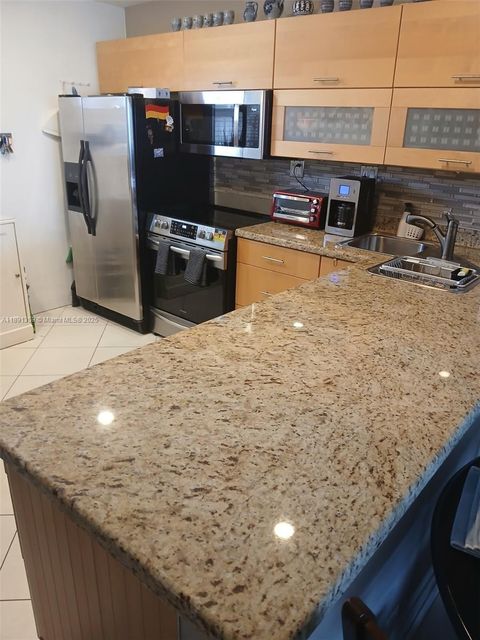 Photo of 330 SE 2nd St #503E, Hallandale Beach, FL 33009 (MLS # A11891353)