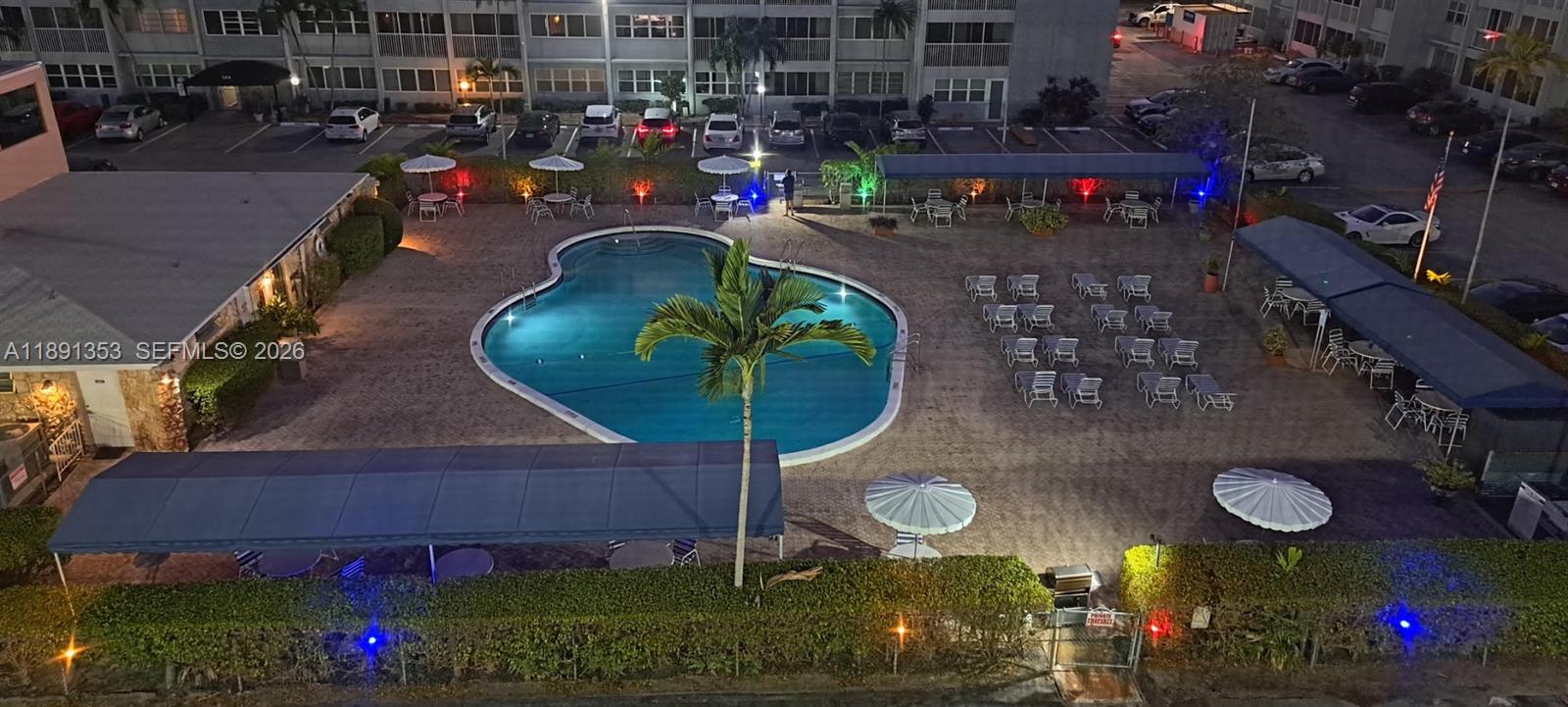 THIRD GULFSTREAM GARDEN - Residential