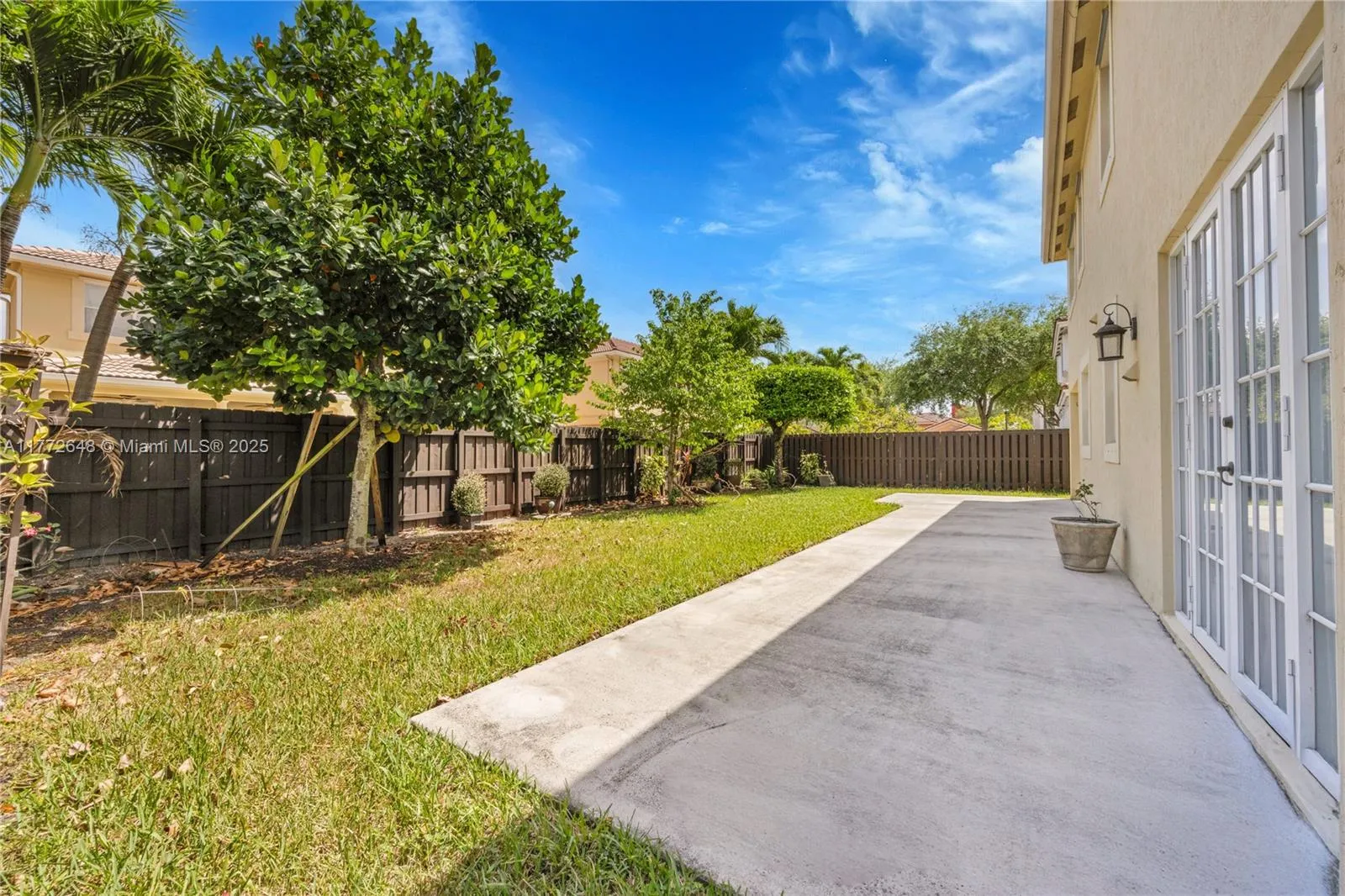 Miami, Florida 33186, United States, 4 Bedrooms Bedrooms, ,4 BathroomsBathrooms,Residential,Active,98709