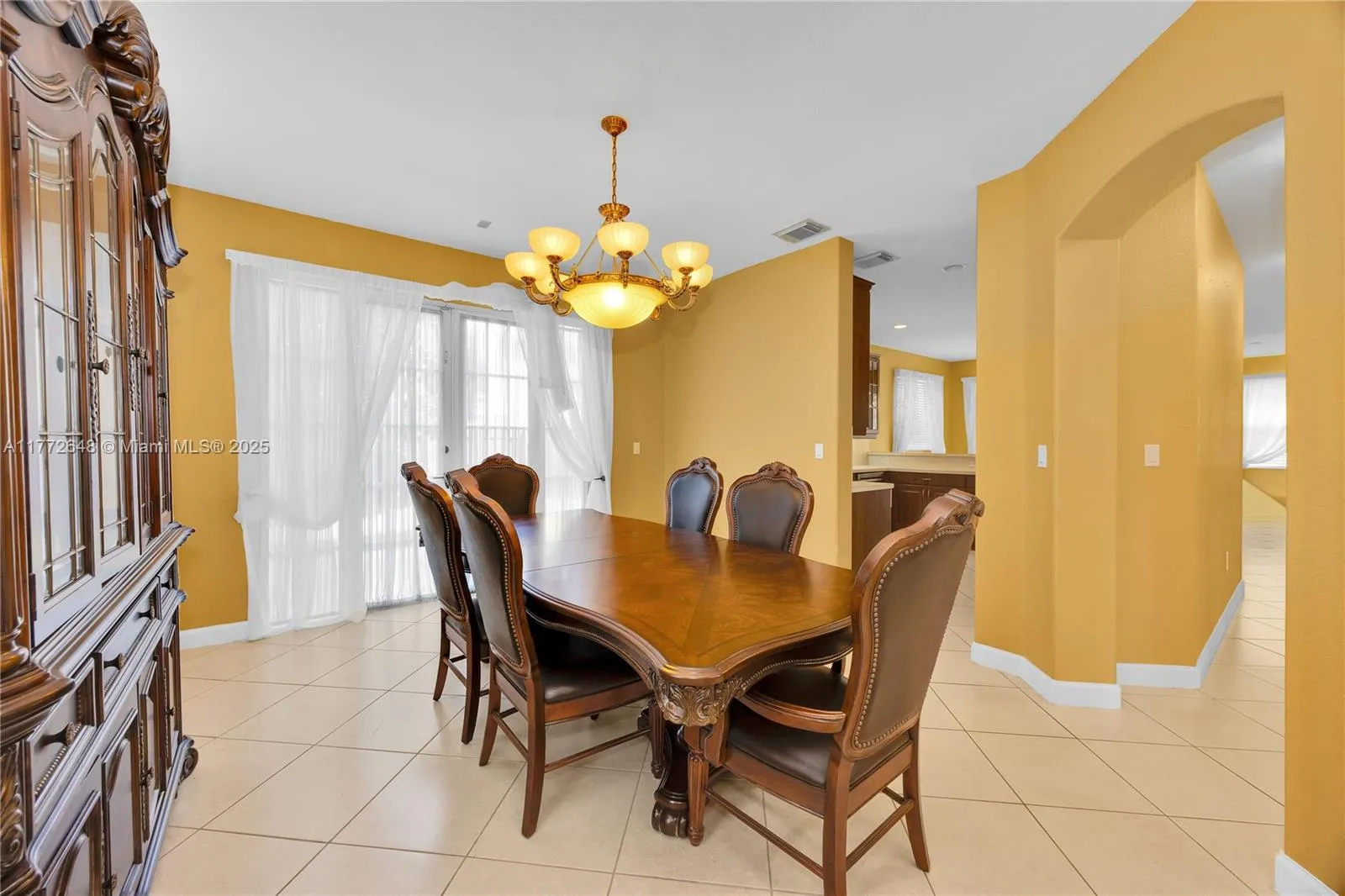 Miami, Florida 33186, United States, 4 Bedrooms Bedrooms, ,4 BathroomsBathrooms,Residential,Active,98709