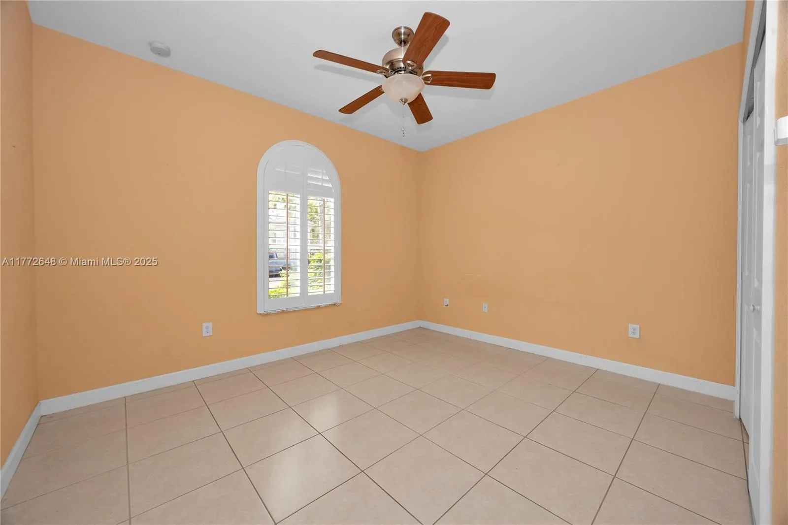 Miami, Florida 33186, United States, 4 Bedrooms Bedrooms, ,4 BathroomsBathrooms,Residential,Active,98709