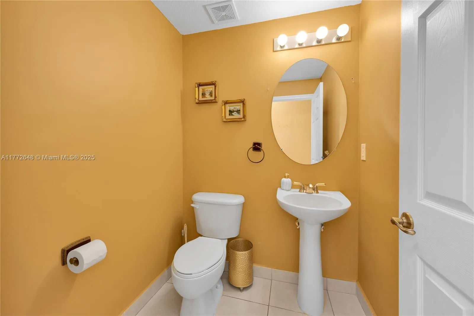 Miami, Florida 33186, United States, 4 Bedrooms Bedrooms, ,4 BathroomsBathrooms,Residential,Active,98709