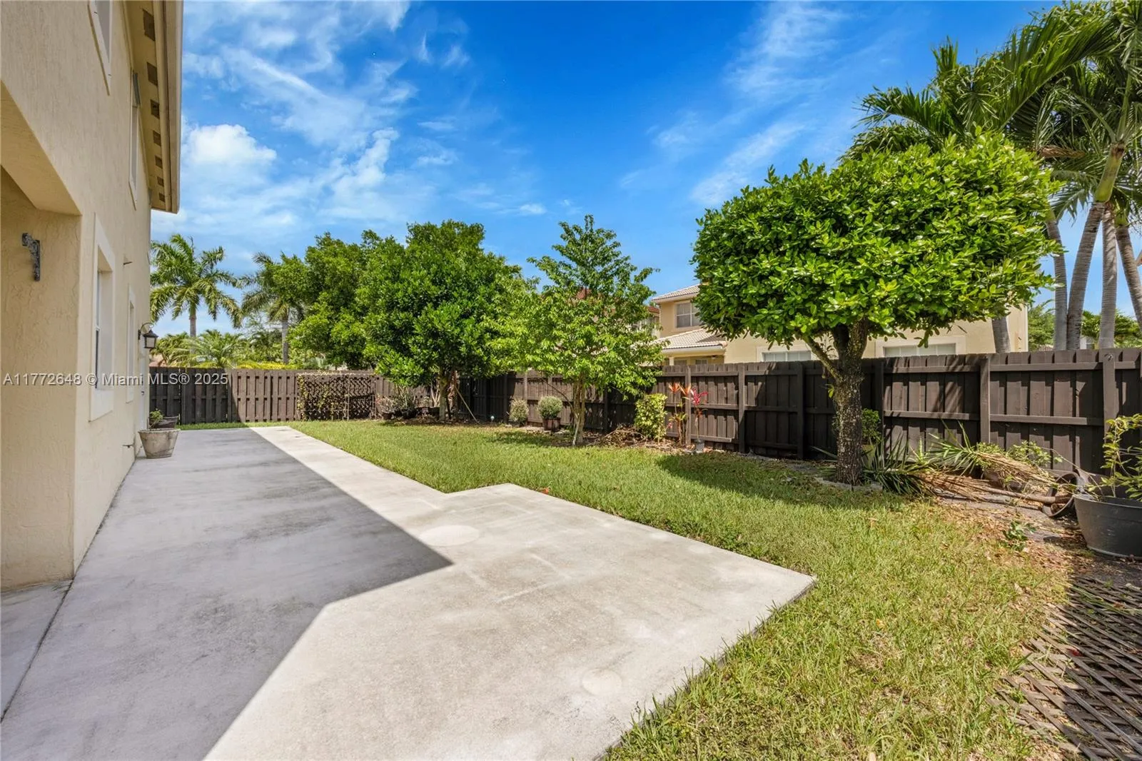 Miami, Florida 33186, United States, 4 Bedrooms Bedrooms, ,4 BathroomsBathrooms,Residential,Active,98709