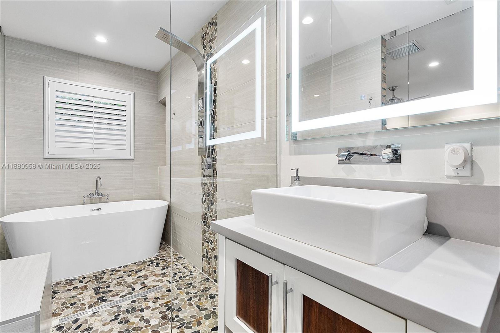 CORAL GABLES RIVIERA SEC - Residential Lease