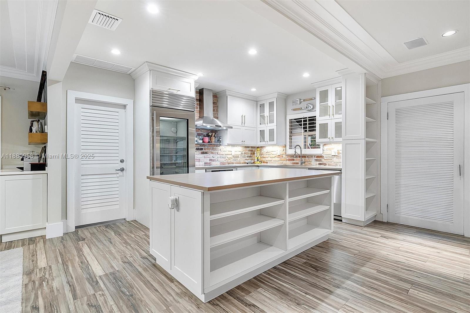 CORAL GABLES RIVIERA SEC - Residential Lease