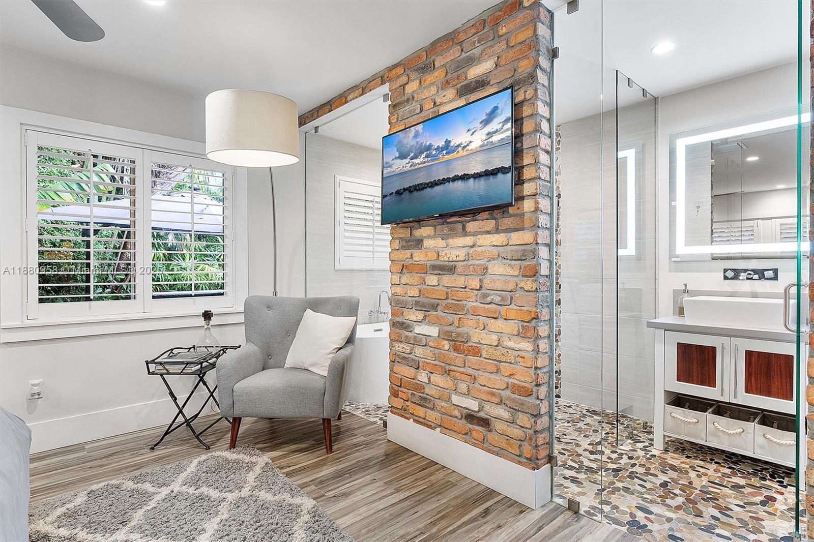 CORAL GABLES RIVIERA SEC - Residential Lease