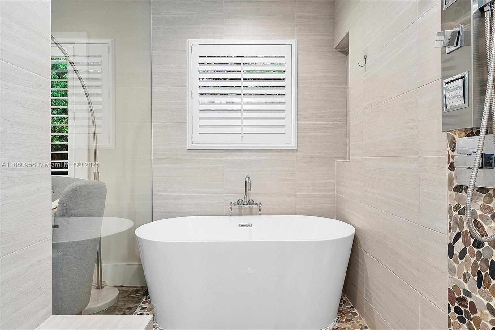 CORAL GABLES RIVIERA SEC - Residential Lease