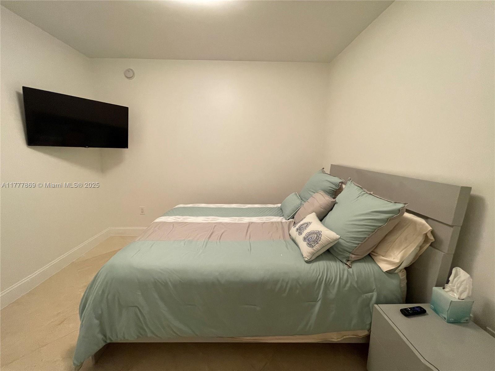 BEACH CLUB THREE CONDO - Residential Lease