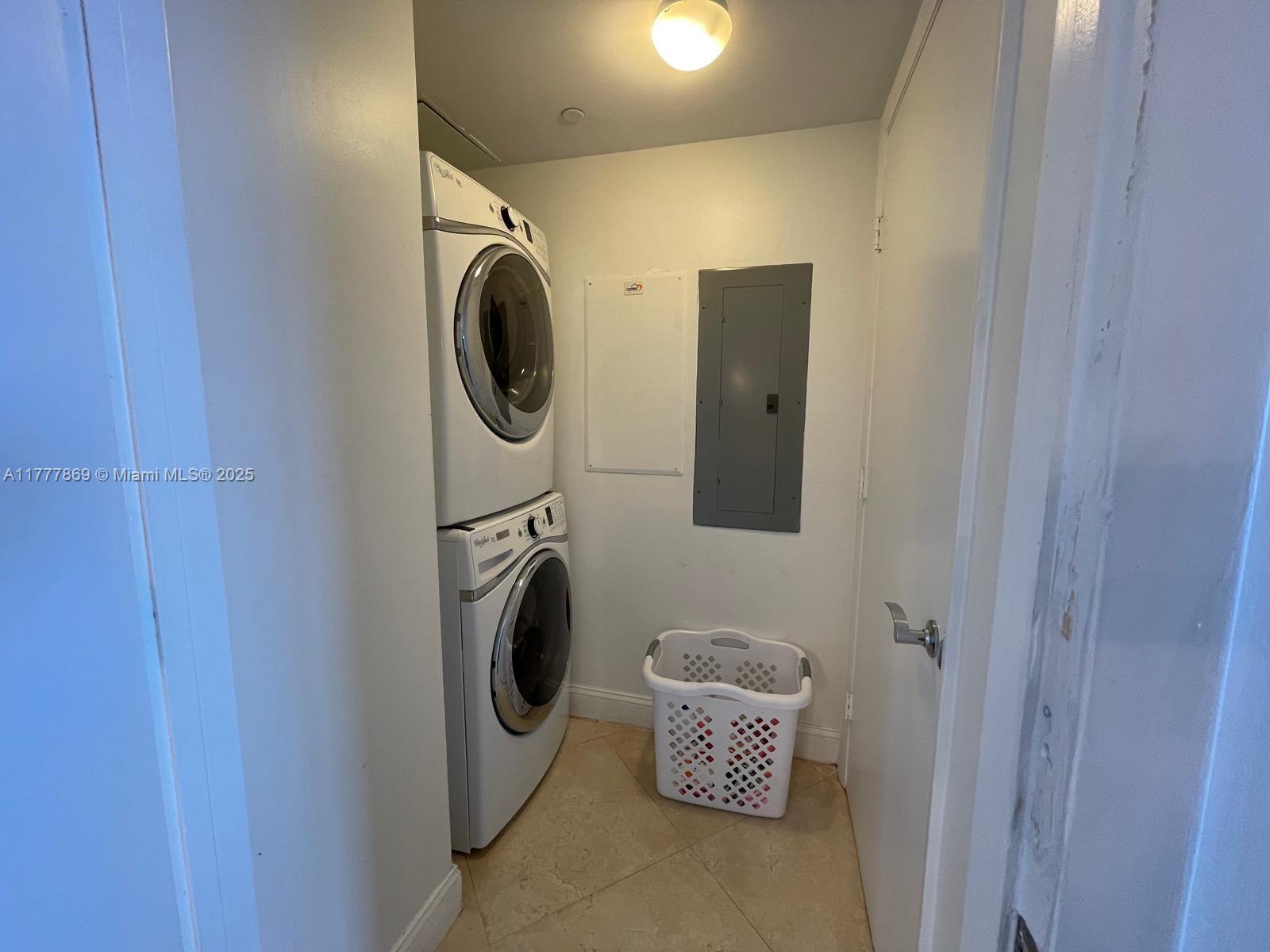 BEACH CLUB THREE CONDO - Residential Lease