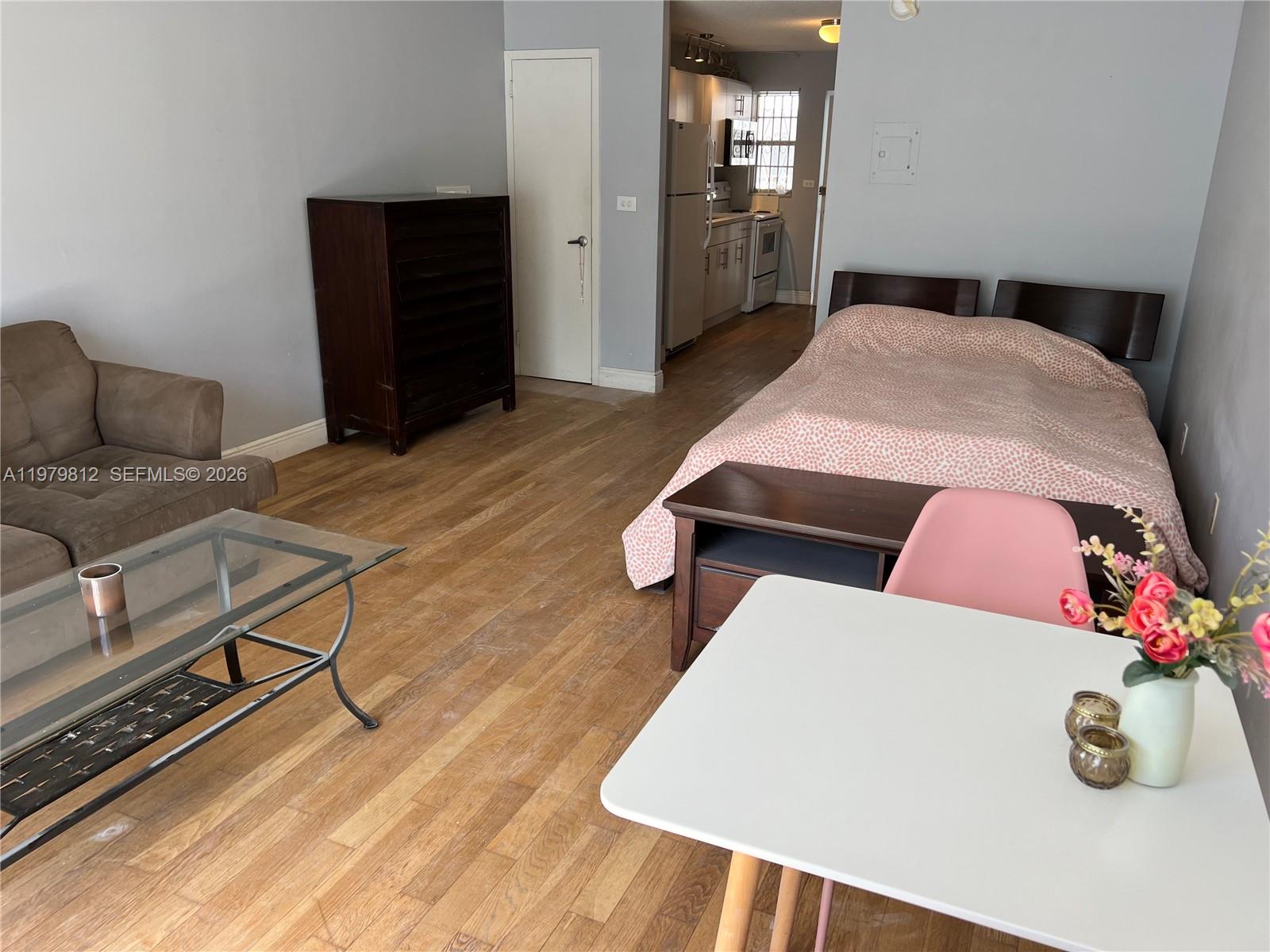 MERIDIAN PLAZA CONDO - Residential