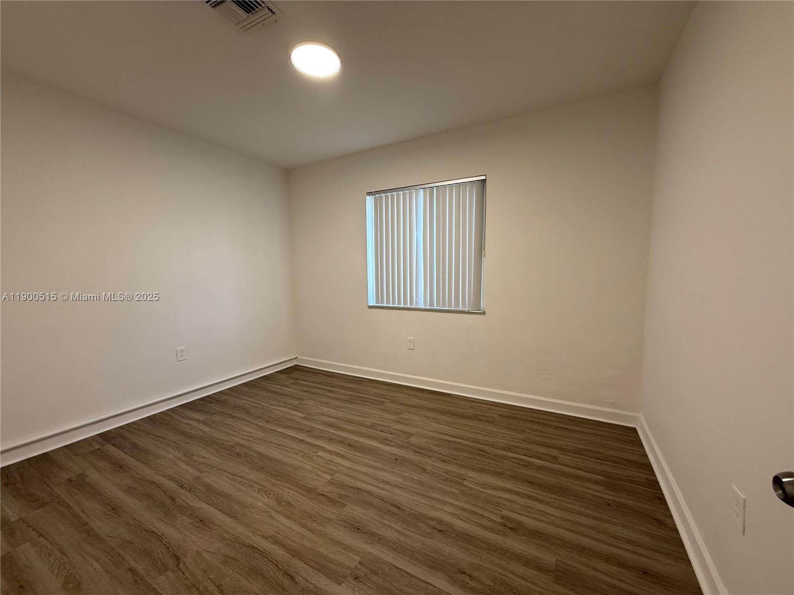 HIGHVIEW - Residential Lease