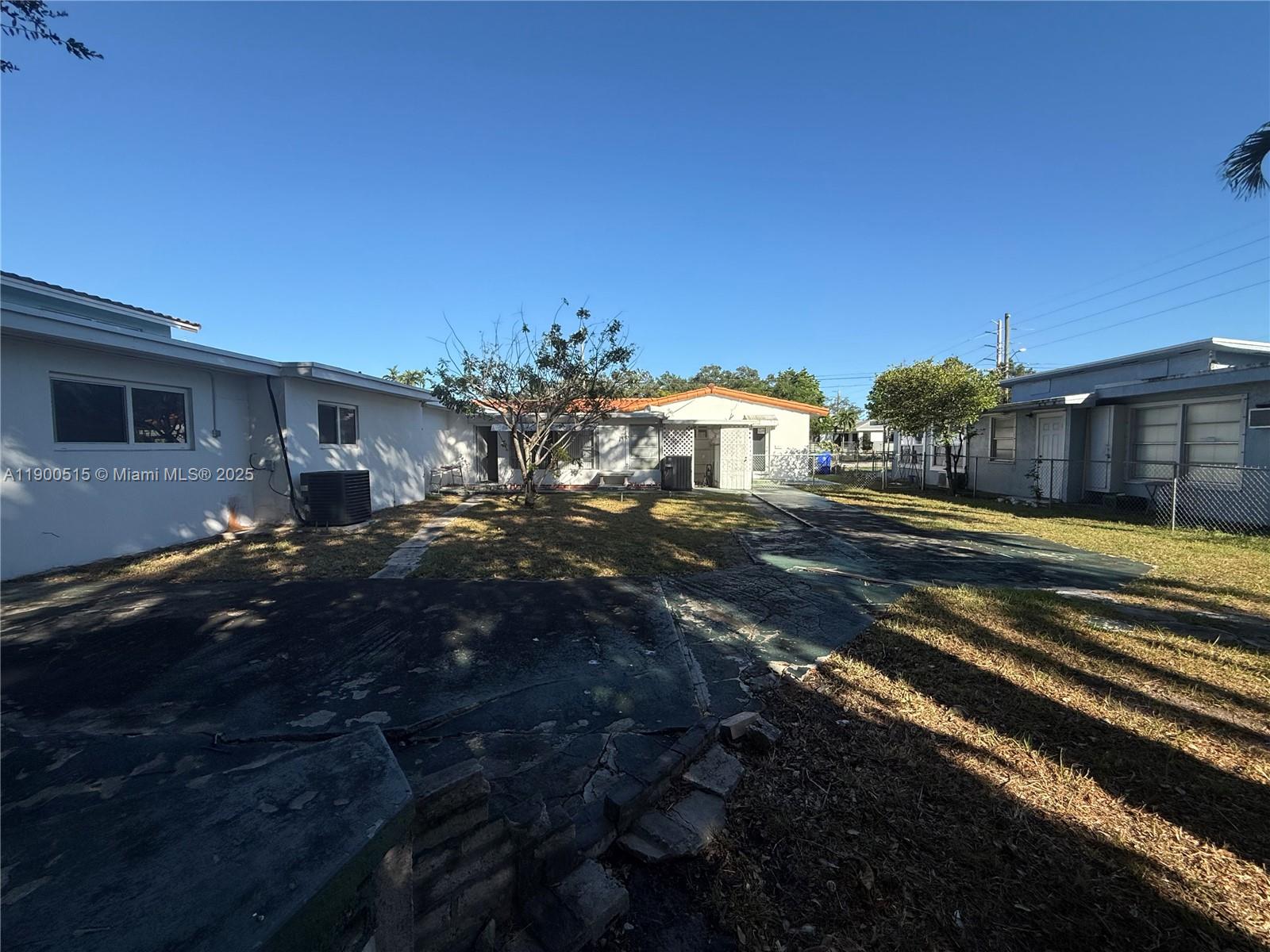 HIGHVIEW - Residential Lease